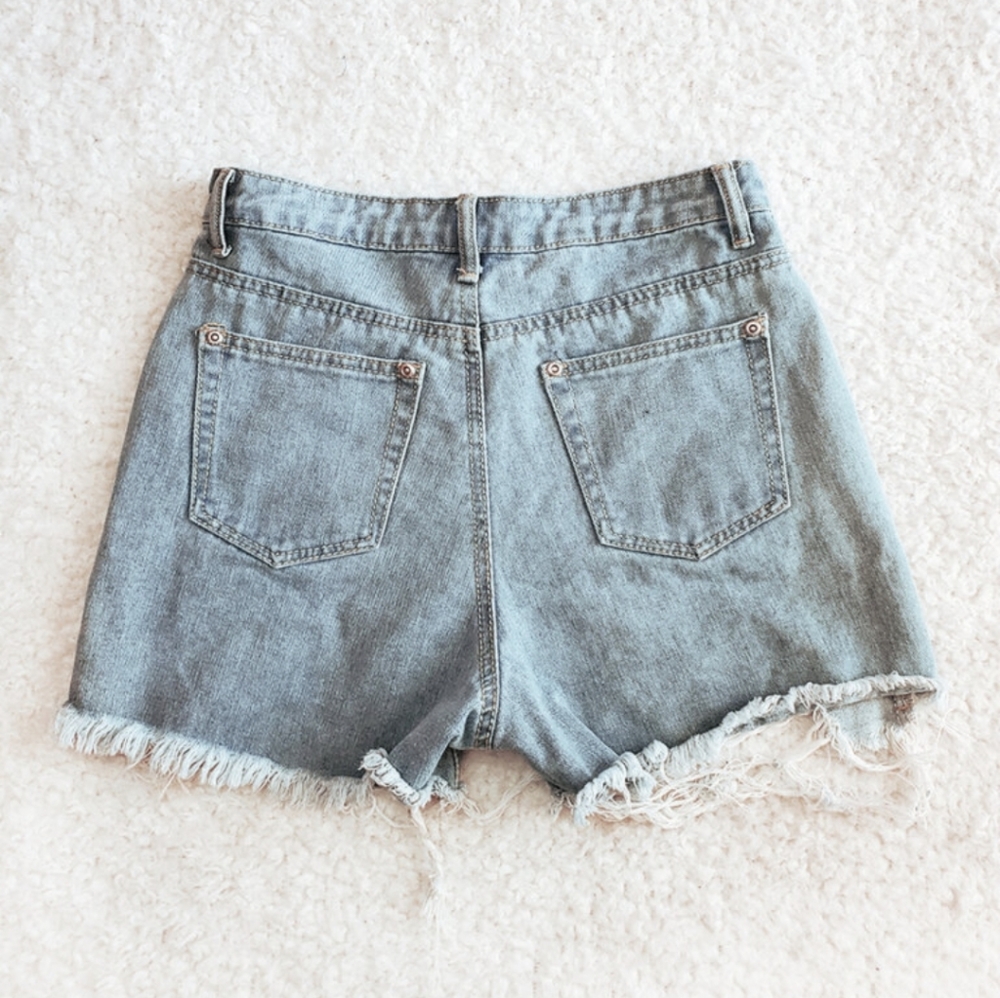 Distressed High Rise Shorts NWT - Picture 2 of 2